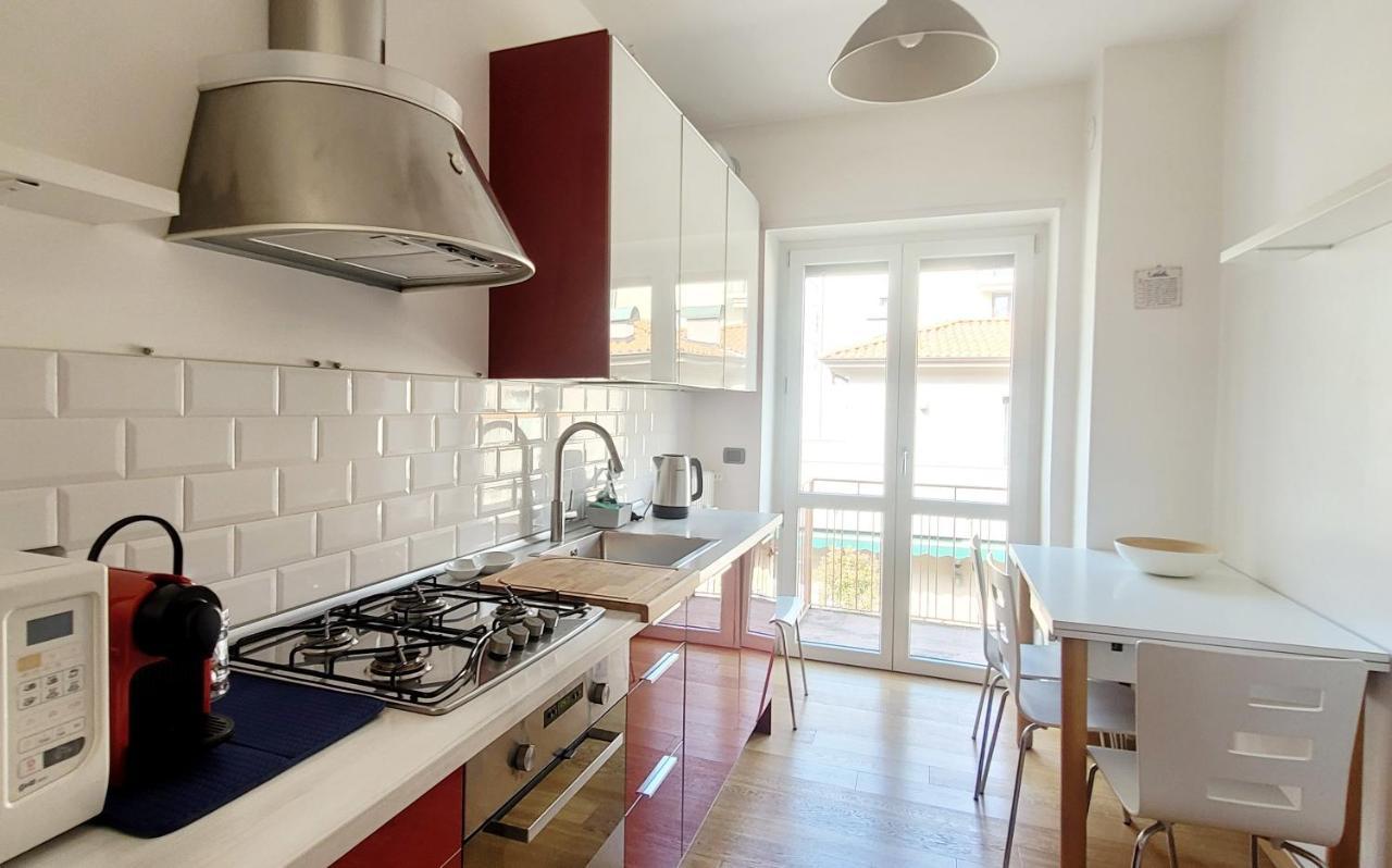 Comfortable Apartment In The Heart Of Lecco Ngoại thất bức ảnh